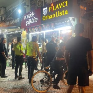 bafrada bicakli kavga 2 yarali AGDM5YTu