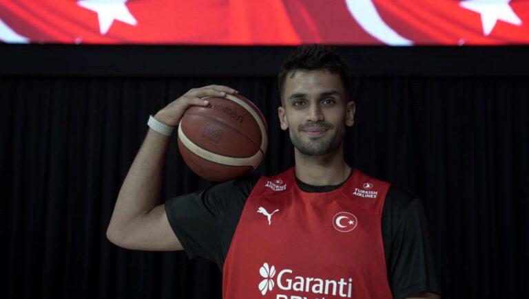 omer-faruk-yurtseven-madalya-realistik-bir-hedef-yTFymXiO.jpg