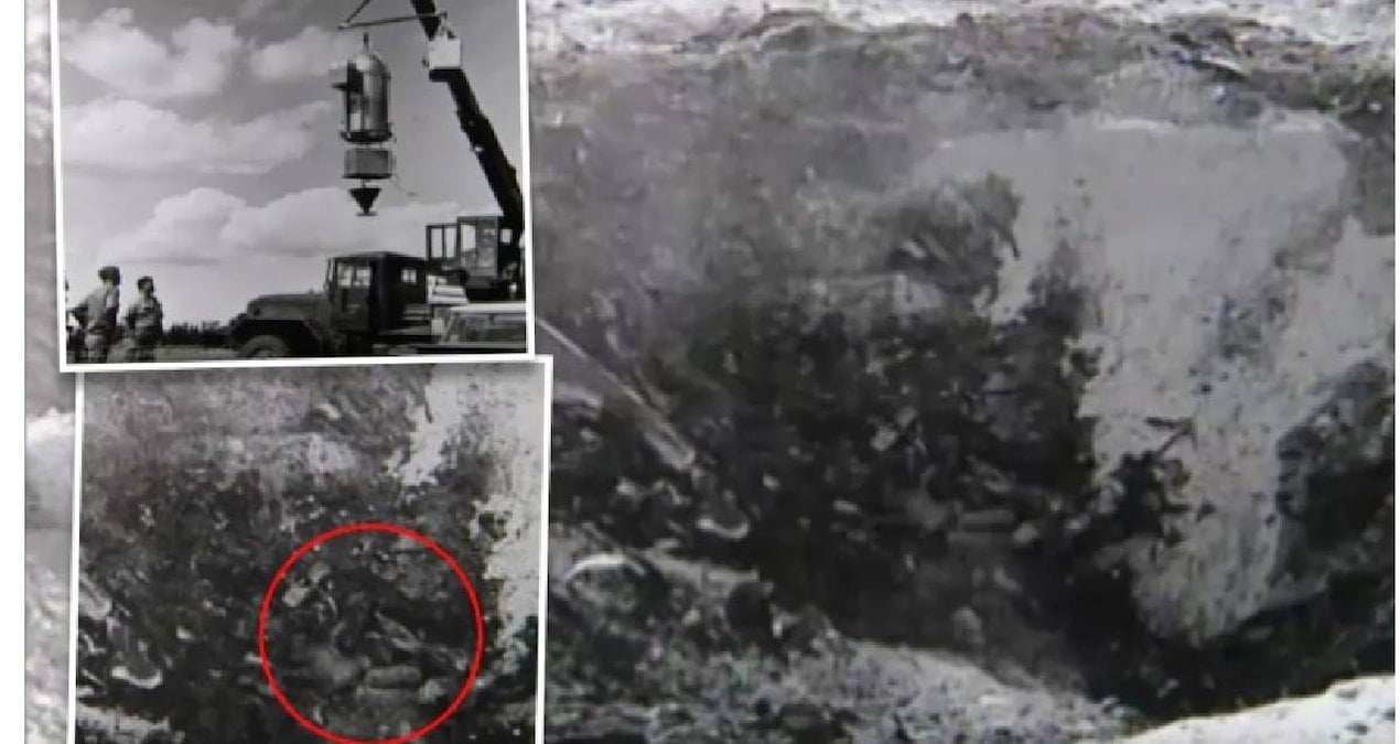 22 dakikalik siyah beyaz kayit dunyayi soke etti yerde yatan uzayli mi 5ugyYw3R