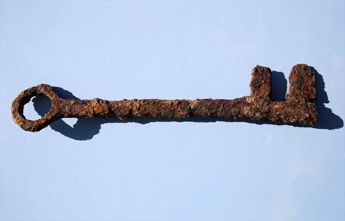 bitlis kalesinde tarihi anahtar bulundu 6qzeY27U