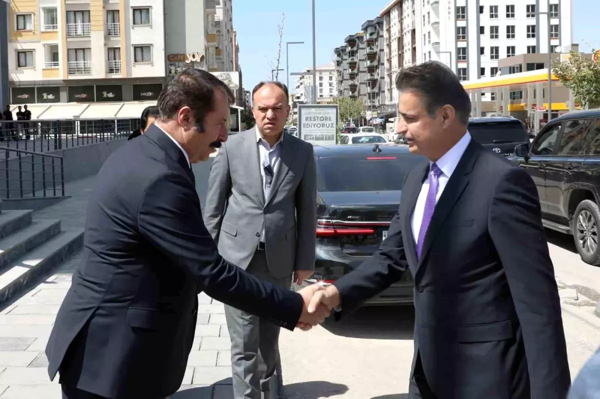 irak kurdistan heyetinden van tsoya ziyaret NUEnt8LD