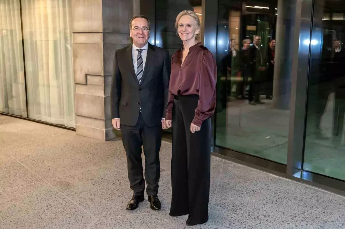 almanya ve izlandadan askeri isbirligi JPVLYLlV.jpg