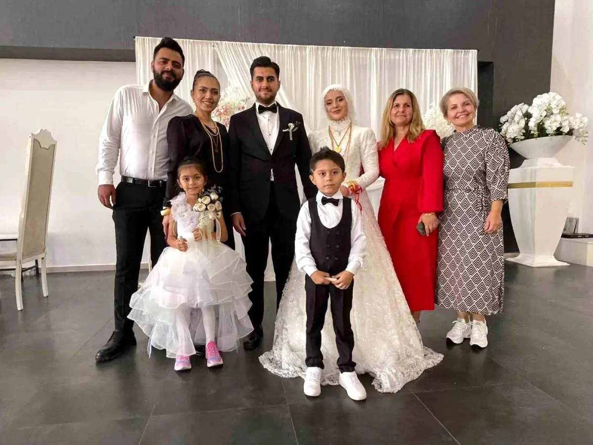 damadin babaannesinden genc cifte buyuk surpriz qLAHOIji.jpg