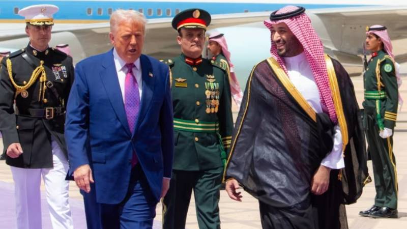 ft suudi arabistan abd ile katar arasinda imzalanan savunma anlasmasina benzer bir anlasmayi trump yonetimiyle gorusuyor d8lNNsbY.jpg