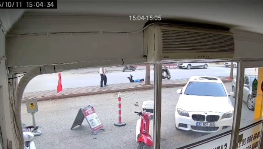 hem ters yonde ilerledi hem de cocuga carpip kacti 3Lef8HmR.jpg