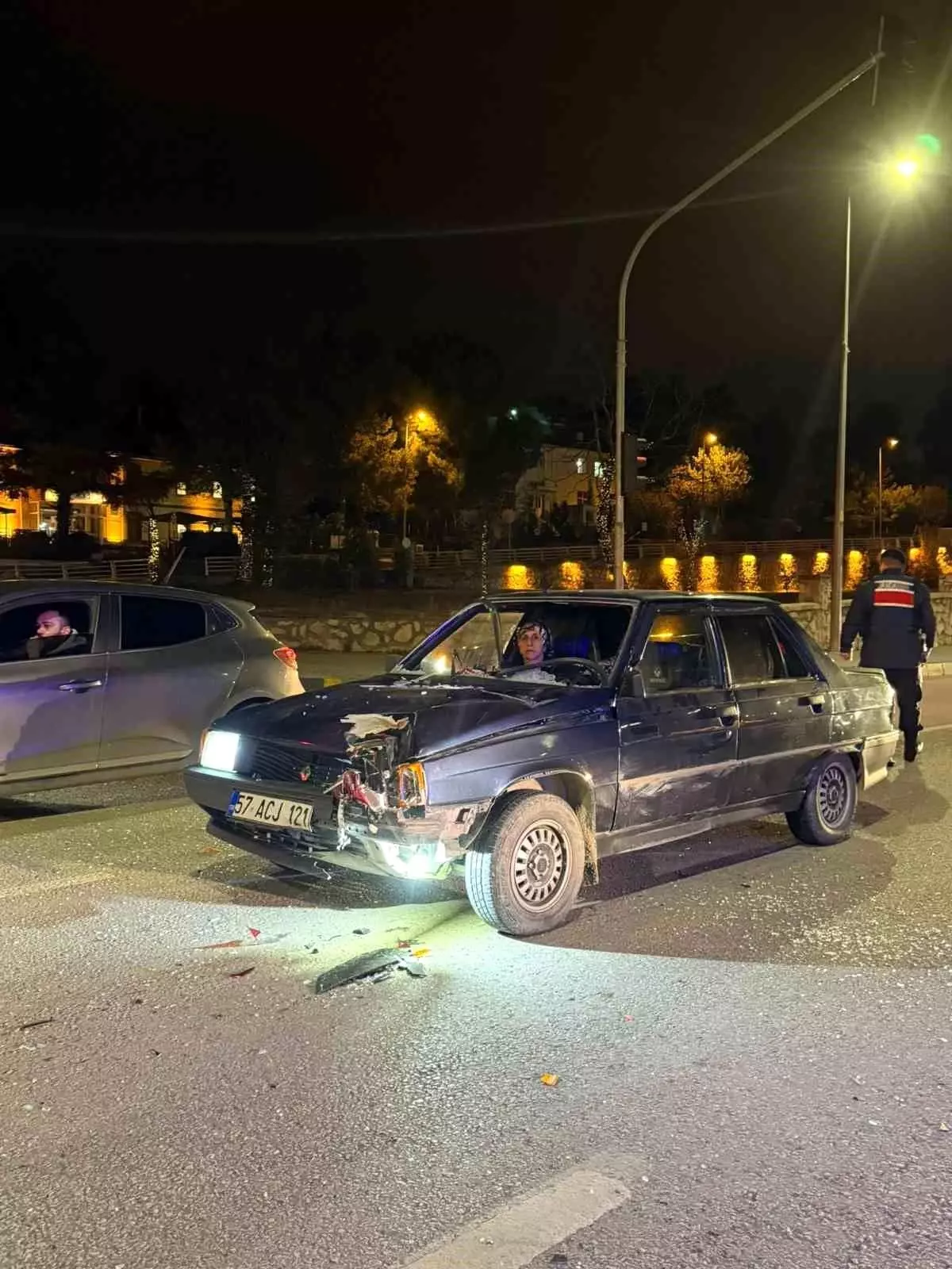 karabukte motosiklet surucusune otomobil carpmasi sonucu yaralanma Kz8tXSzY